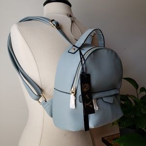 la terre fashion backpack